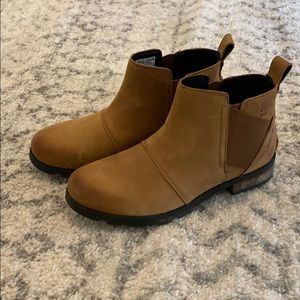 Sorel Chelsea Booties Sz 7